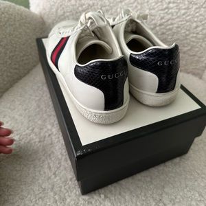 Pre-loved Gucci Sneakers